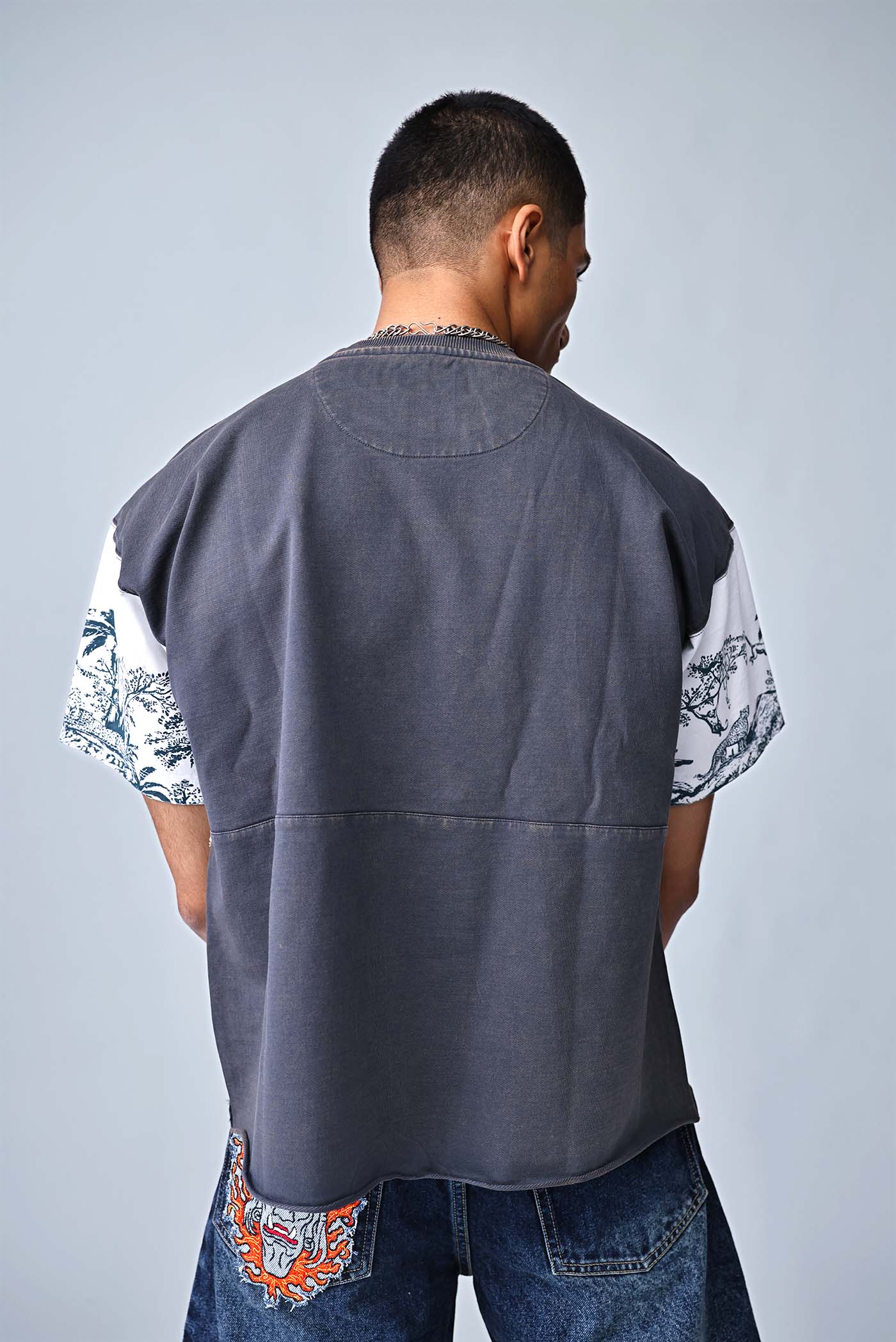 The Split Terrain Tee - GREY