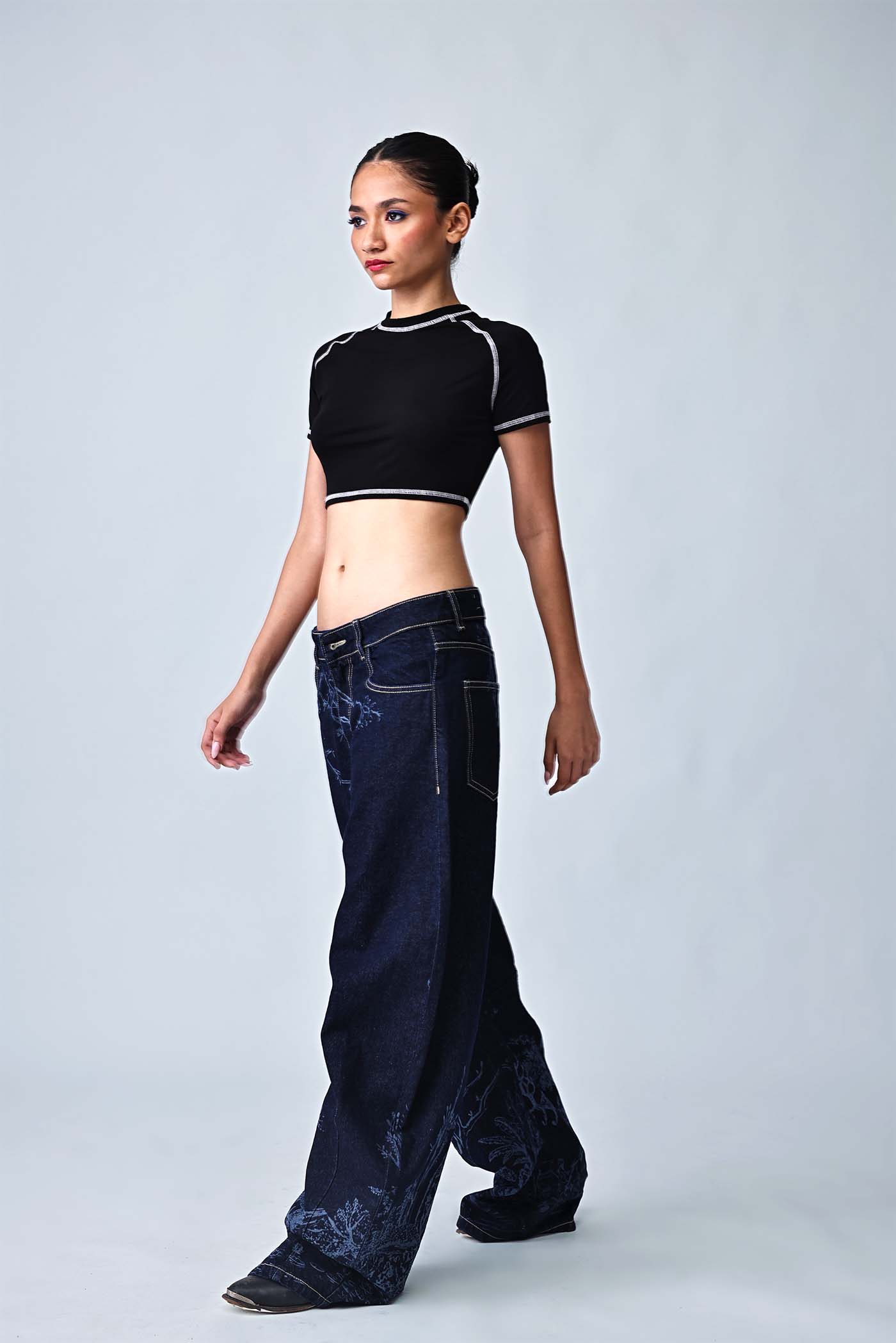 Dark Indigo Barrel Jeans - The Lost Paradise Women