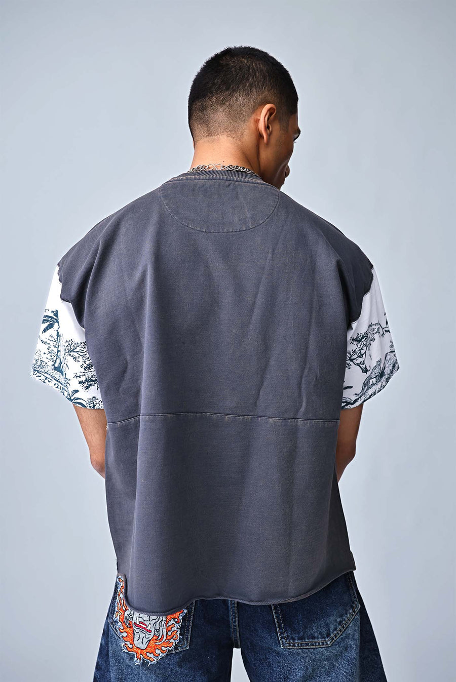 The Split Terrain Tee - GREY