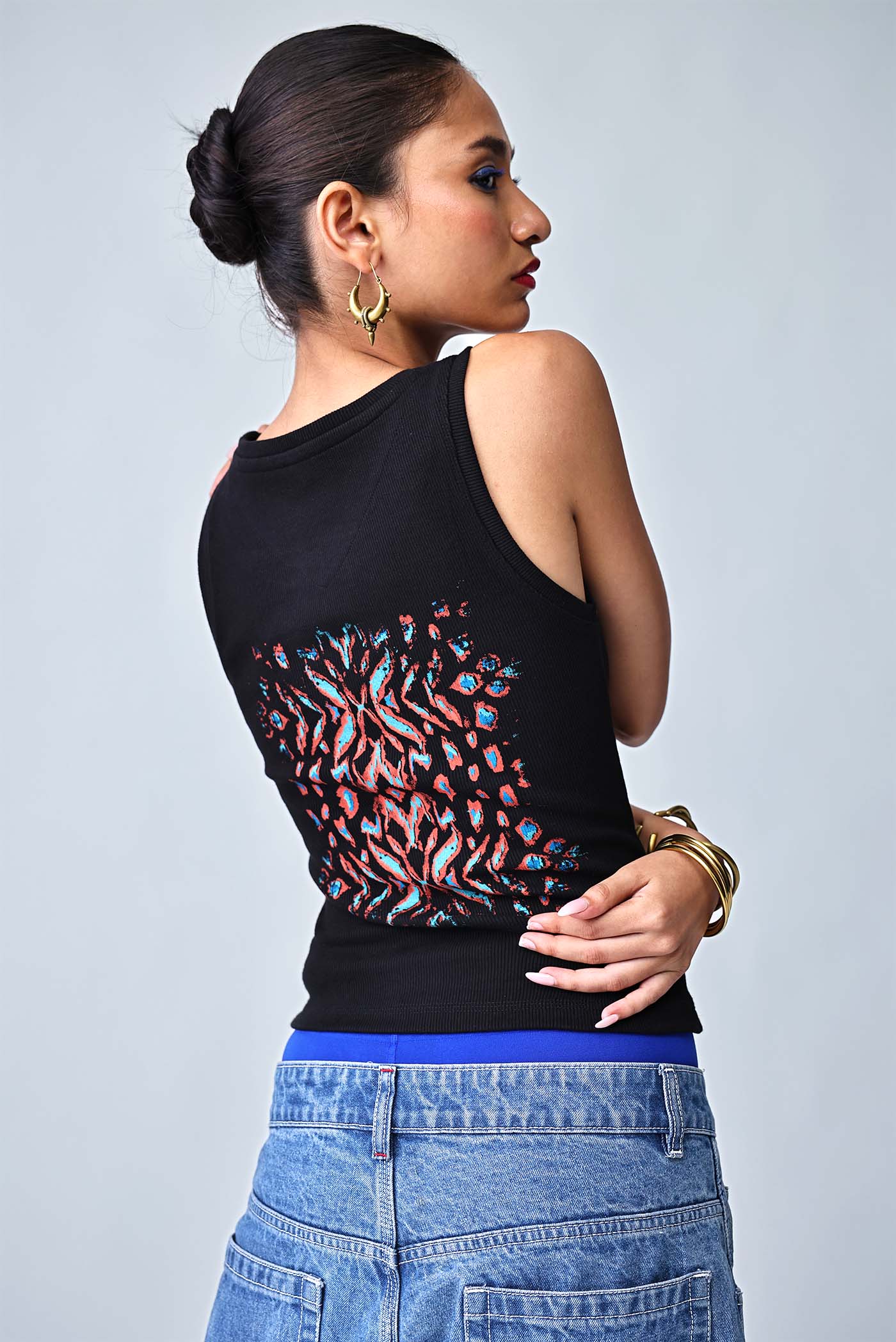 The Totem Tank - Black