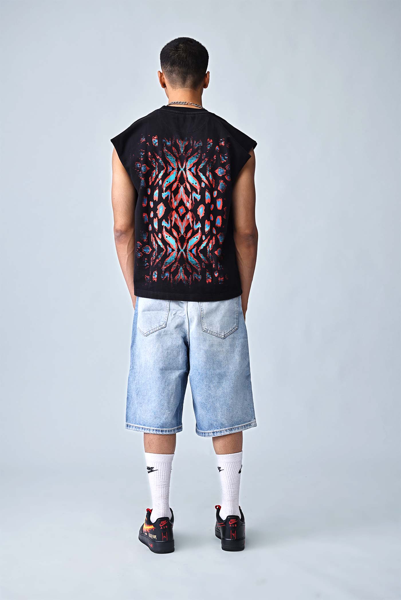The Totem Vest - Black