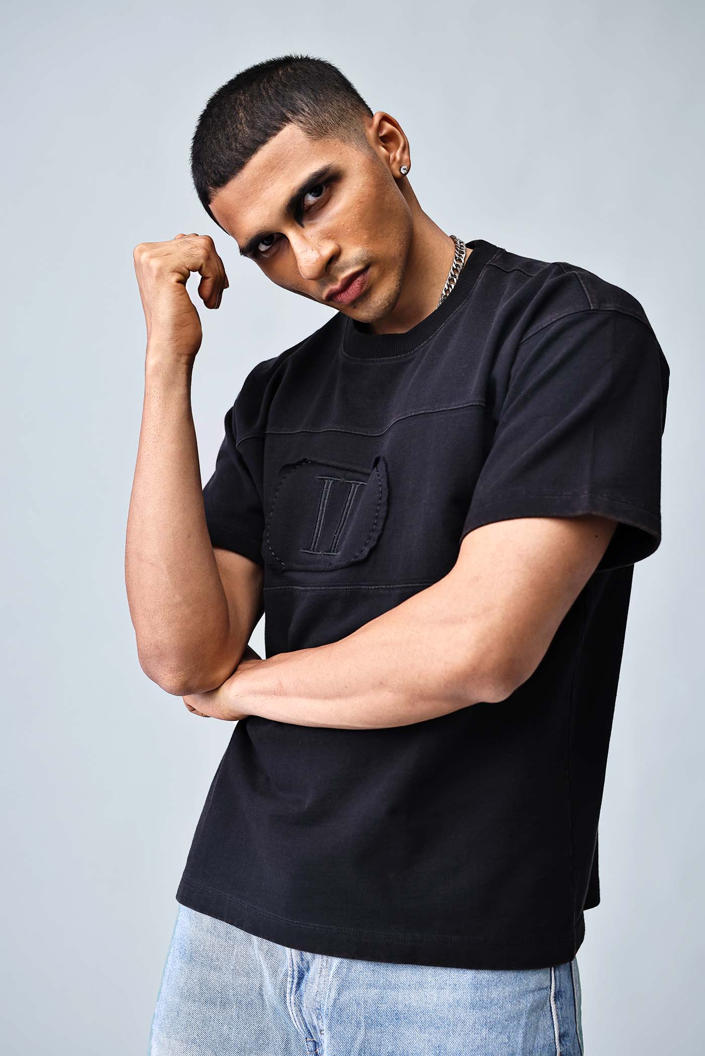 ARIISTON II Tee - Black