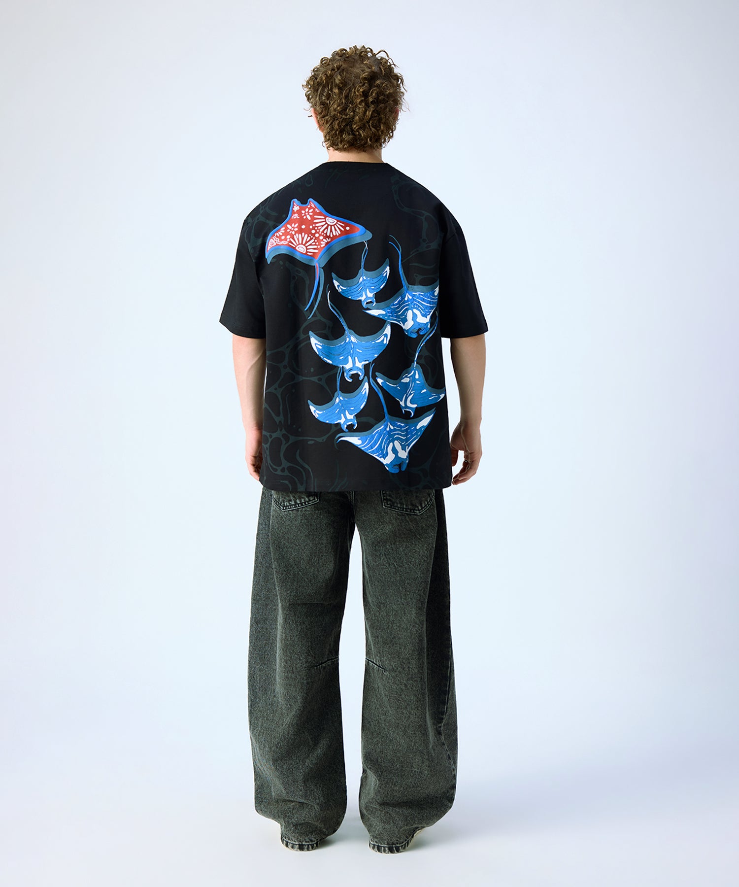Stingray Tee Black - Print Detail