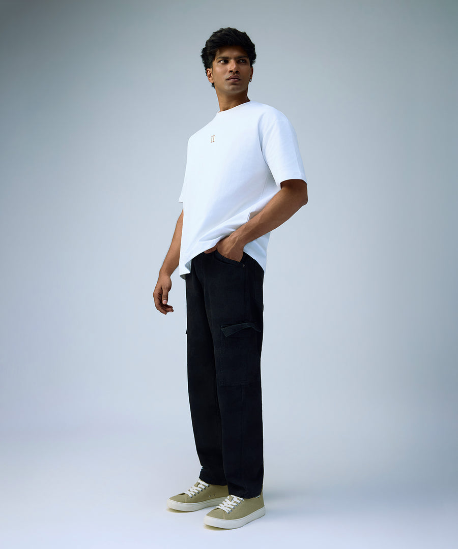 laser black cargo